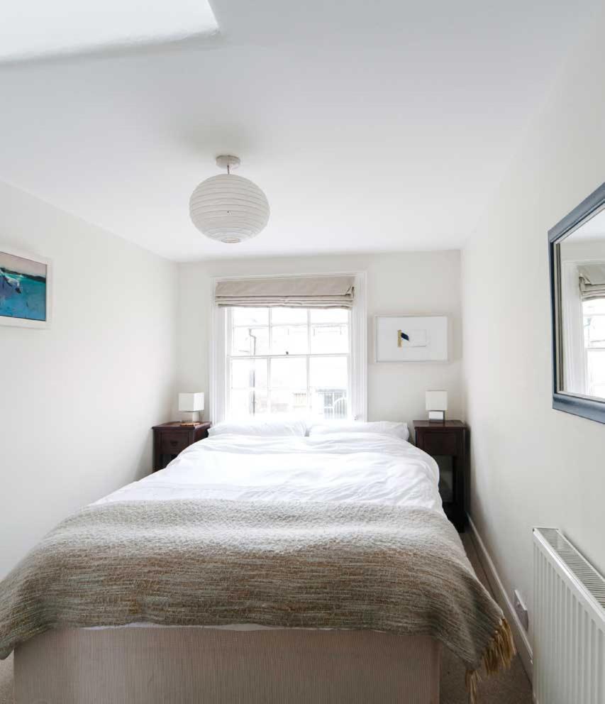 Stylish Three Bedroom Apartment In Heart Of City Bath Zewnętrze zdjęcie