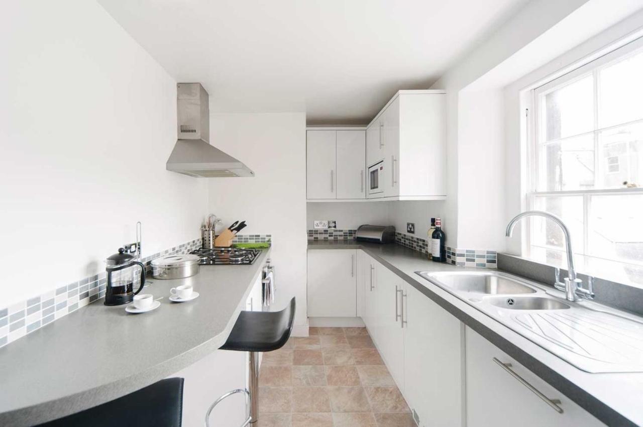 Stylish Three Bedroom Apartment In Heart Of City Bath Zewnętrze zdjęcie