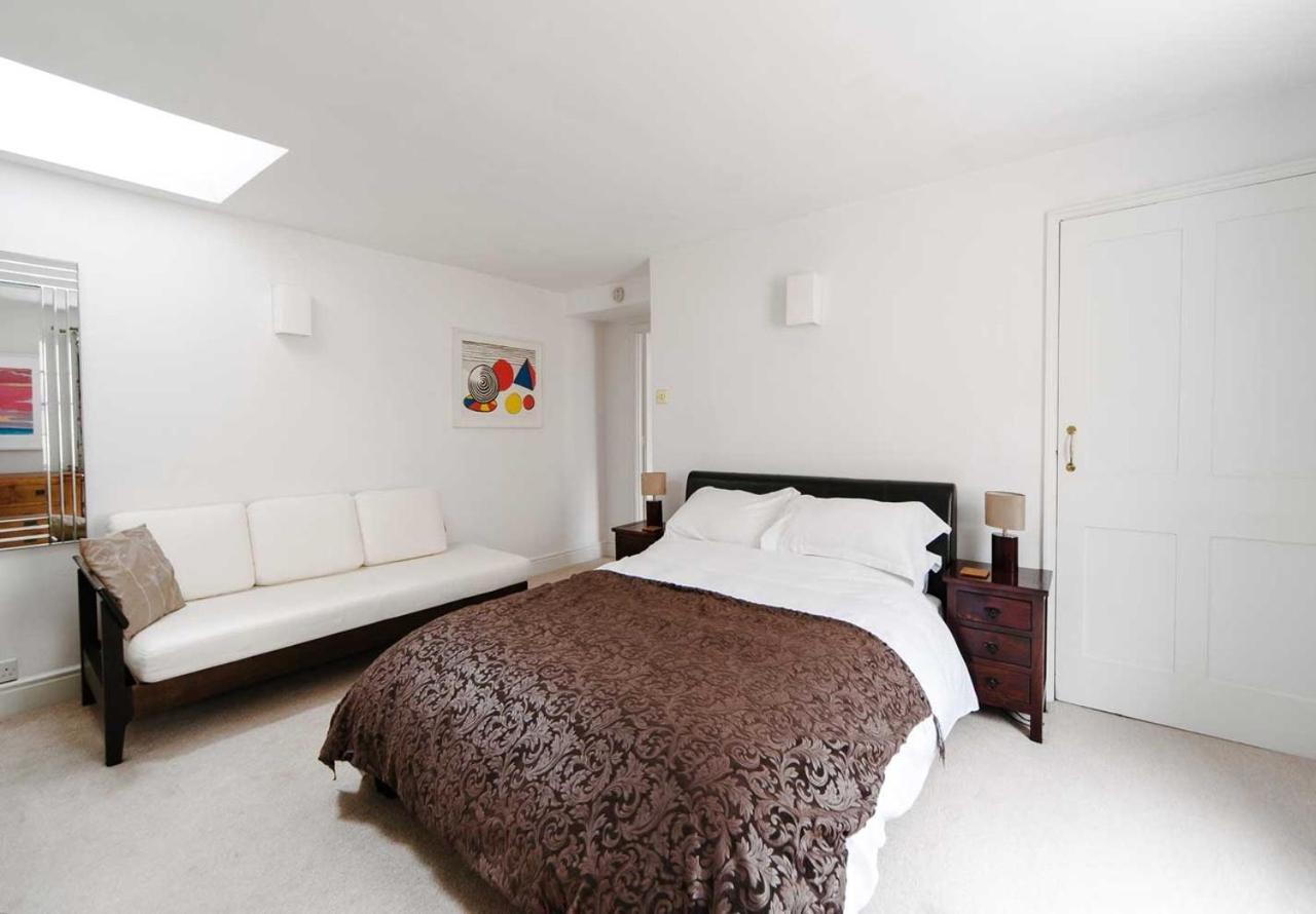 Stylish Three Bedroom Apartment In Heart Of City Bath Zewnętrze zdjęcie